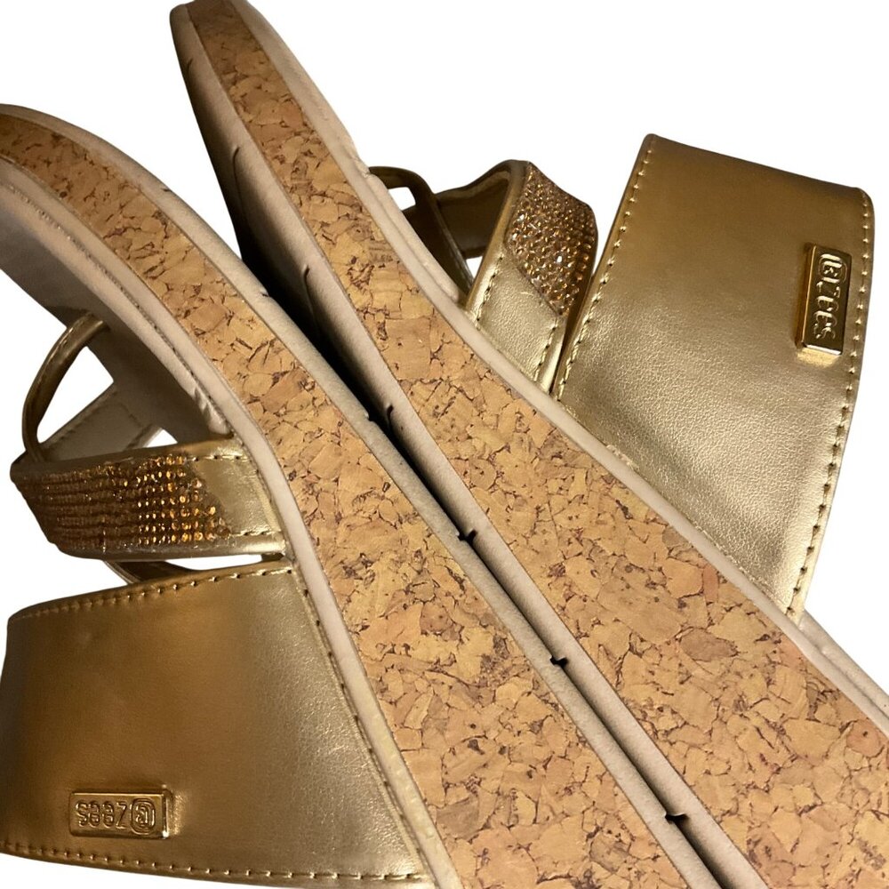 Bzees Bora Bright Womens Gold Wedge Sandals Size 9M With Rhinestone Strap & Cork - Picture 8 of 12